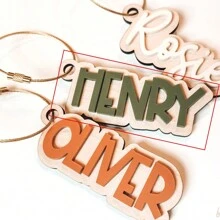 定制亚克力钥匙扣、背包姓名牌、定制包牌、儿童姓名牌、3D钥匙扣、秋冬季尿布包牌，多用途、大容量、百搭、多功能、色彩缤纷、可爱、萌系、简约、趣味、卡哇伊、千禧风、极简主义、通勤、商务休闲、基础款、定制、个性化、独特、专属定制、送给他的理想礼物、送给她的理想礼物、送给家人、朋友、女朋友、周年纪念日、生日、节日/度假、户外/郊游/旅行/徒步/体育场/运动/攀岩、商务/通勤/工作/办公室、定制包包配件、时尚秋季、尽显魅力 - 彩色 - 查看 20