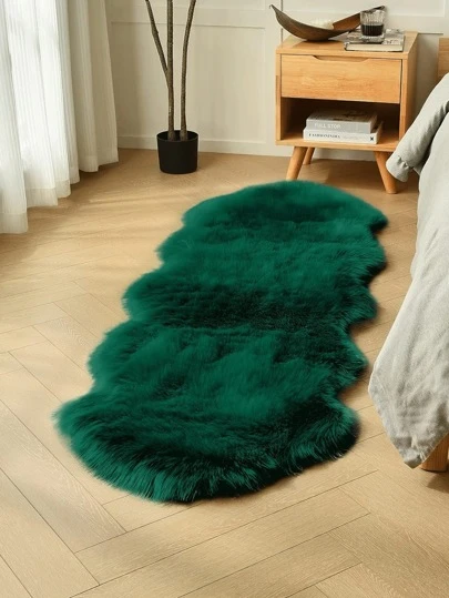 1PC Soft Faux Fur Rug Dark Green Fluffy Area Rug For Living Room,Bedroom Floor, Machine Washable,Used For Chair Couch ,Sofa Cover ,Bedroom Bedside,Luxurious Modern Home Decor ,Christmas Decor