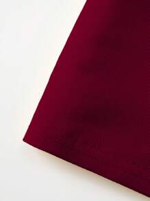 男童酒紅色長袖 Polo 衫，騎士刺繡與條紋領口學院風上衣，適合返校季、日常穿著，秋冬款 - 酒紅色 - 查看 8