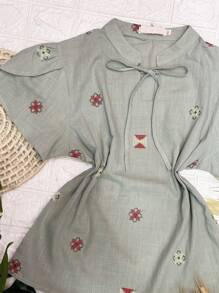 Women's Embroidered Linen Blouse FL-8055 - màu xanh lá - Xem 2