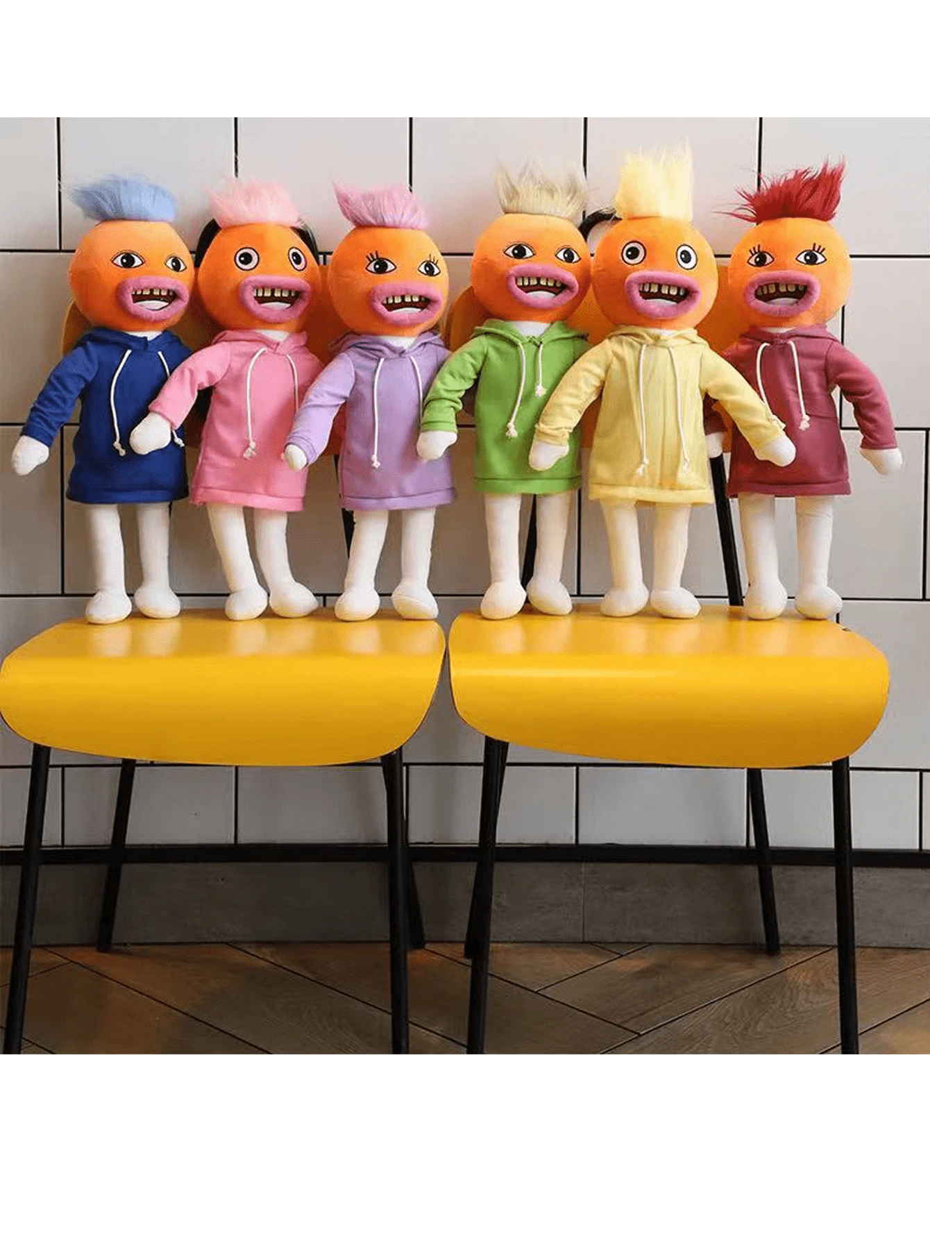 Divertente e strano pupazzo di peluche di mostro arancione, bambola carina e adorabile come accessorio per giochi , per il fai da te - multicolore - Visualizzare 1