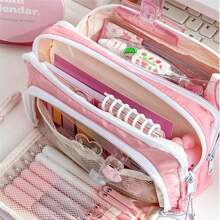 1 pièce Trousse à crayons de grande capacité avec design portable, idéal pour le bureau et l'école. Polyvalente en tant que sac de maquillage, convient pour le bureau, l'école, les jeunes, les filles, les garçons, les hommes, les femmes, les adultes, trousse à crayons, sac d'école