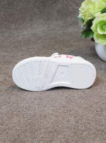 1 Pair Unisex Kids Casual Cartoon Butterfly Embroidery Hook And Loop Flat Breathable Sneakers, Campus Style Student Shoes