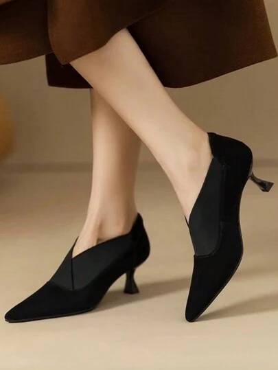 2024 法式尖头经典高跟鞋，新款女士春秋通勤踝靴，V 型细高跟鞋，优雅猫跟