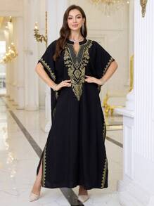Black Embroidered Arabic Style Standing Collar Dress Thobe For Women House Dress Kaftan