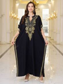 Black Embroidered Arabic Style Standing Collar Dress Thobe For Women House Dress Kaftan