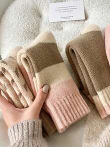 4 双女士超柔软加厚毛圈袜 - 保暖、舒适的中筒袜，适合日常穿着 - 舒适时尚长袜和袜子套装 - 彩色 - 查看 4