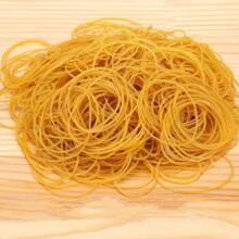 100/300/500根超弹力细黄色橡皮筋，直径：43毫米（1.69英寸），宽度：1毫米（0.039英寸） - 黃色 - 查看 4