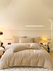 3 件套水晶天鹅绒条纹被子套装，柔软舒适，适合卧室和客房 - 卡其色 - 查看 8