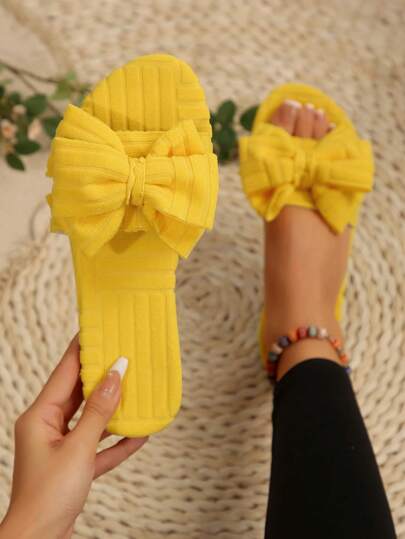 Women's Southeast Asian Style Plush Bow Casual Solid Color Flat Slip-On Round/Square Toe House Slippers, Autumn/Winter