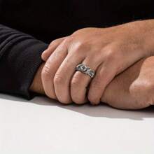 哥特式蛇眼骷髅结婚戒指，哥特式自然蛇形男士戒指，复古雕刻承诺戒指，男士独特丈夫珠宝