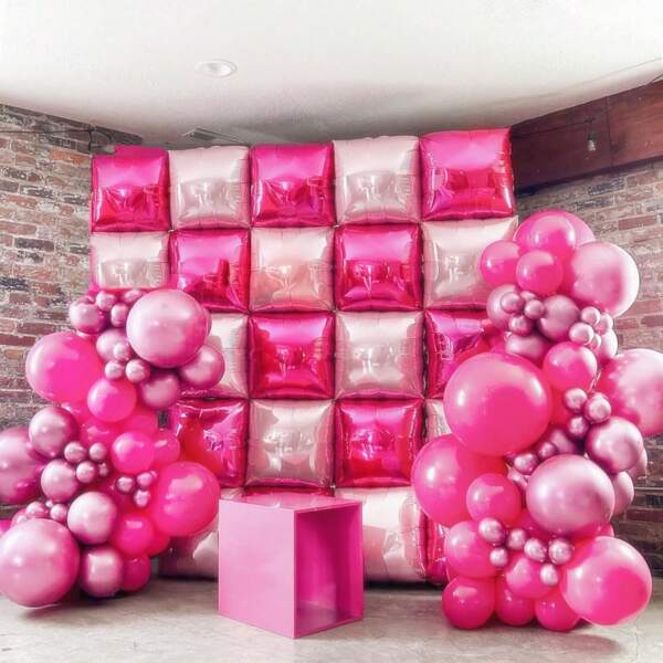 63 Peças Kit de Guirlanda de Balões Metalizado em Magenta e Rosa Choque, Balões Quadrados Mylar de Túnel de Parede, Decorações de Bottom para Aniversário, Despedida de Solteira, Aniversário, Noivado, Casamento e Natal