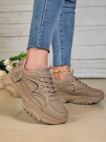 Neue Damenschuhe mit Lederoberseite, die leicht zu reinigen sind, dicke & weiche hochelastische Sohlen, lässige super leichte Plateau-Sneaker, Damen- und Kindervarianten, sportliche Sneaker, beliebte saisonale Modenschuhe für Damen, geeignet für Outdoor, Reisen, Freizeitaktivitäten