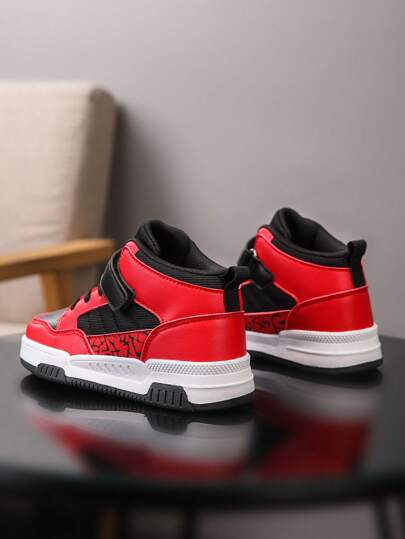 Jungen Lässig Kontrastfarben Hoch-Top Sportschuhe, flach Schwarz & Rot