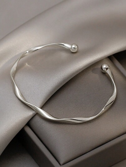 1pc Minimalist Silver Twisted Elegant Fashion Bracelet, Niche Design For Women, Chic Style