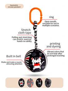 黑白婴儿床挂饰系列，包含婴儿床保险杠、书籍、几何动物造型圆形、圆柱形和矩形挂饰。此外，还有抗撕裂、可咀嚼的布书，以及婴幼儿视觉刺激玩具。