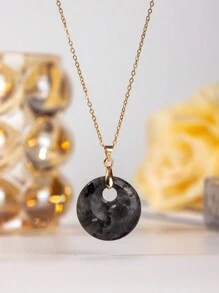1pc Natural Crystal Doughnut Shape Charm Fashion Cute Pendant Amulet Lucky Coin Pendant Necklace, Holiday Party To Send Friends And Family Jewelry Gift Choice