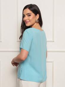 ALETHEIA - SHORT SLEEVE BLOUSE IN VISCOSE FABRIC WITH TUBE DETAIL ON THE NECKLINE - WOMEN'S BLOUSES SHEIN BLOUSES - Màu xanh nhạt - Xem 2