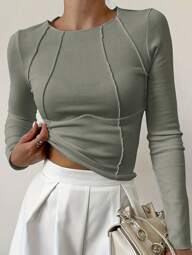 Kadınlar için benzersiz tasarımlı, yuvarlak yakalı, uzun kollu, vücuda oturan, kısa kesimli triko bluz, seksi ve kız çocuksu tarzı, sonbahar/kış mevsimlerine uygun, çok yönlü, katmanlı giyilebilir.