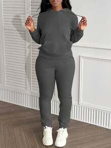 LovelyWholesale 女士连帽领长袖口袋纯色休闲日常穿着秋冬上衣和裤子套装