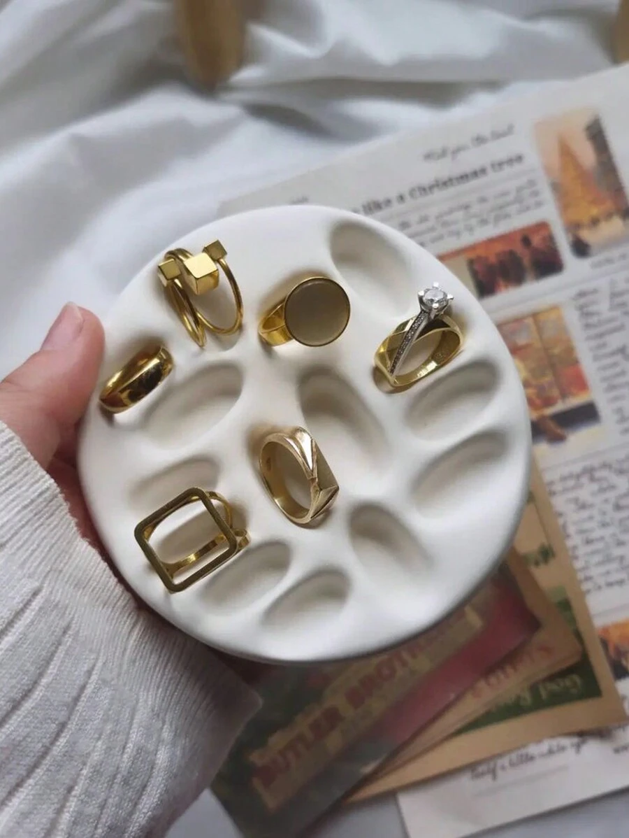 1pc Round Asymmetrical Jewelry Display Tray Gypsum Silicone Mold, DIY Jewelry Storage Tray Mirror Surface Silicone Mold, Home Decor Storage Epoxy Resin Casting Mold - White - View 1