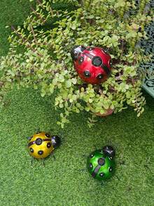 1/3 件花园庭院装饰户外瓢虫灯，创意仿真昆虫金属工艺太阳能 LED 灯，庭院景观灯，适用于艺术广场雕塑公园花园庭院别墅装饰等。 - 彩色 - 查看 8