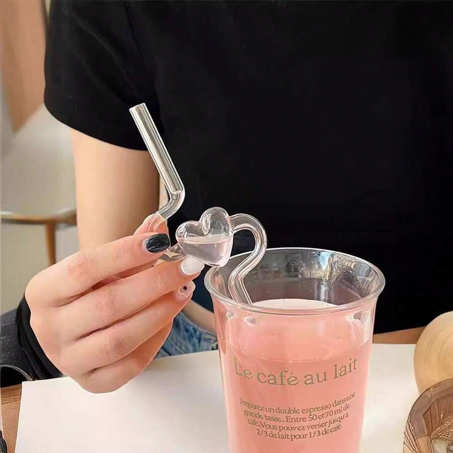 2 件可重复使用的创意玻璃吸管，带有可爱的心形设计，透明且富有艺术感，适用于牛奶和果汁饮料