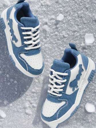 男童软底防滑平底休闲时尚黑白运动鞋，百搭日常穿着，春秋季