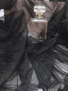 1 mảnh vải Organza nhăn cho phông nền đám cưới, gói hoa, trang trí sân khấu, vải tuyn xếp nếp màu kem - gạc xếp li màu đen - Xem 11
