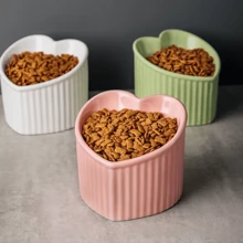 1pc Heart Shaped Ceramic Elevated Cat Bowl, Raised Tilted Cat Food Bowl Anti-Vomiting Drinking Dish Bowl For Neck Protection - Multicolor - View 4