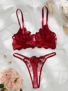 Women's Sexy Embroidered Lingerie Set - Burgundy - View 6