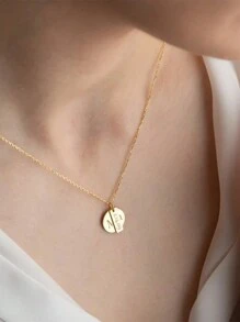 Creative And Fashion , Unique Round And Square Stainless Steel Pendant Custom Necklace That Can Be Engraved With English Names And Numerical Dates. It Is A Carefully Crafted Jewelry Accessory Gift For Mothers, Family, Friends, And Loved Ones On Thanksgiving, Christmas, And Birthdays - Multicolor - View 4