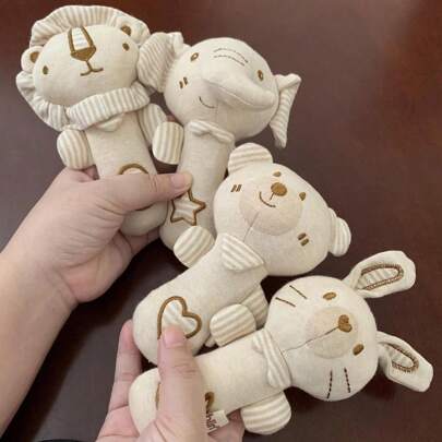 1 件柔软卡其色可爱动物抓握棒，适合男孩和女孩，适合锻炼宝宝的手指抓握能力。内置摇铃，可舒缓情绪。宝宝的手摇铃玩具可以用 BB 吱吱叫声啃咬，适合新生儿礼物。商标颜色随机