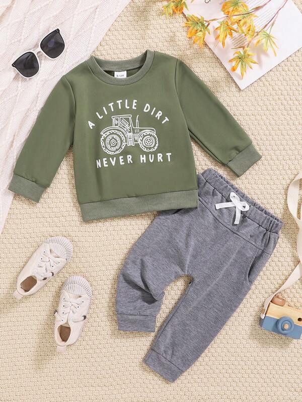 Babyjongens groene auto- en letterprintoutfit met effen broek, herfst en winter