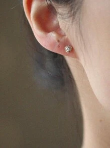 1对S925纯银立方氧化锆心形耳钉，甜美优雅的珠宝礼物，适合女性、学生、情侣、节日和周年纪念日佩戴 - 心形 - 查看 2