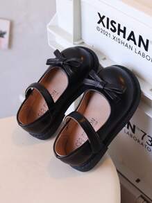 Kids' Flat Shoes, Girls' Black Soft Sole Non-Slip Leather Shoes'