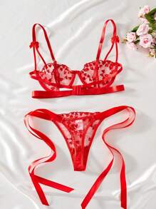 Nuevo conjunto de lencería sexy para mujer, sujetador rojo, sujetador acolchado con bordado de corazón de malla y tanga, 2 piezas de ropa interior romántica para pareja, dormitorio, San Valentín, sujetador ultrafino
