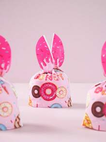 50pcs Doughnut Gift Bag, Doughnut Theme Birthday Party Decorations Packaging Bags, Holiday Event Bags, Babe Shower Decoration, Wedding Favors Decor, Christmas 2025 New Year Gifts Bag Wrapping Bag, Party Favor, Donut Decor, Birthday Gift