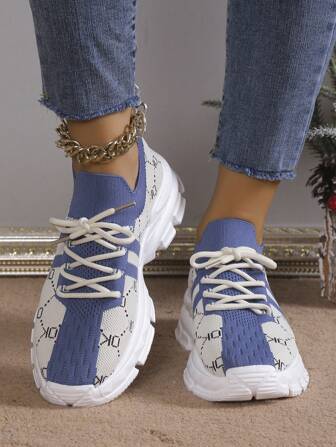 24 pares de zapatillas ligeras de running para carretera con diseño de bloques de color y letras para mujeres