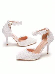 9cm weiße Spitzen-Hochzeitssandale mit Stilettoabsatz, Sandalen mit spitzer Zehenkappe, Schnallenverschluss, weiße Kunstperlen für Hochzeit, Braut, Abend und Party, elegante Absatzsandalen für Frauen, weiße Prinzessinnen Geburtstags-, Abschluss-, Prom- und Valentinstags-Highheels