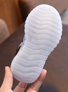 1 par de zapatillas deportivas de punto de moda para niños con cordones y cierre de gancho y bucle, aptas para senderismo y deportes al aire libre