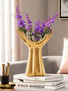 1 pièce Vase de décoration pour la maison en forme de cœur tenu à la main de style européen, design artistique en résine du corps humain pour fleurs, centre de table moderne unique pour mariage, salle à manger et décoration de salon