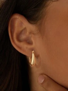 一对925纯银U形耳环，简约优雅，适合日常佩戴、参加派对，也可作为情人节礼物。 - U型 - 查看 2