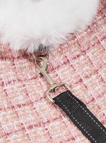 1 pièce de petit/moyen manteau en peluche pour chien ou chiot, avec motif à carreaux classique, élégante tenue d'hiver avec laisse assortie