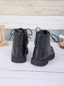 1 paire de bottes de couleur unie pour tout-petites filles, mi-mollet avec laçage et fermeture éclair à l'avant, bout rond, semelle TPR antidérapante, bottes de mode pour l'extérieur, convient aux bébés de 3 à 12 ans, nouveau pour l'automne/l'hiver, pour les vacances, le casual, les fêtes