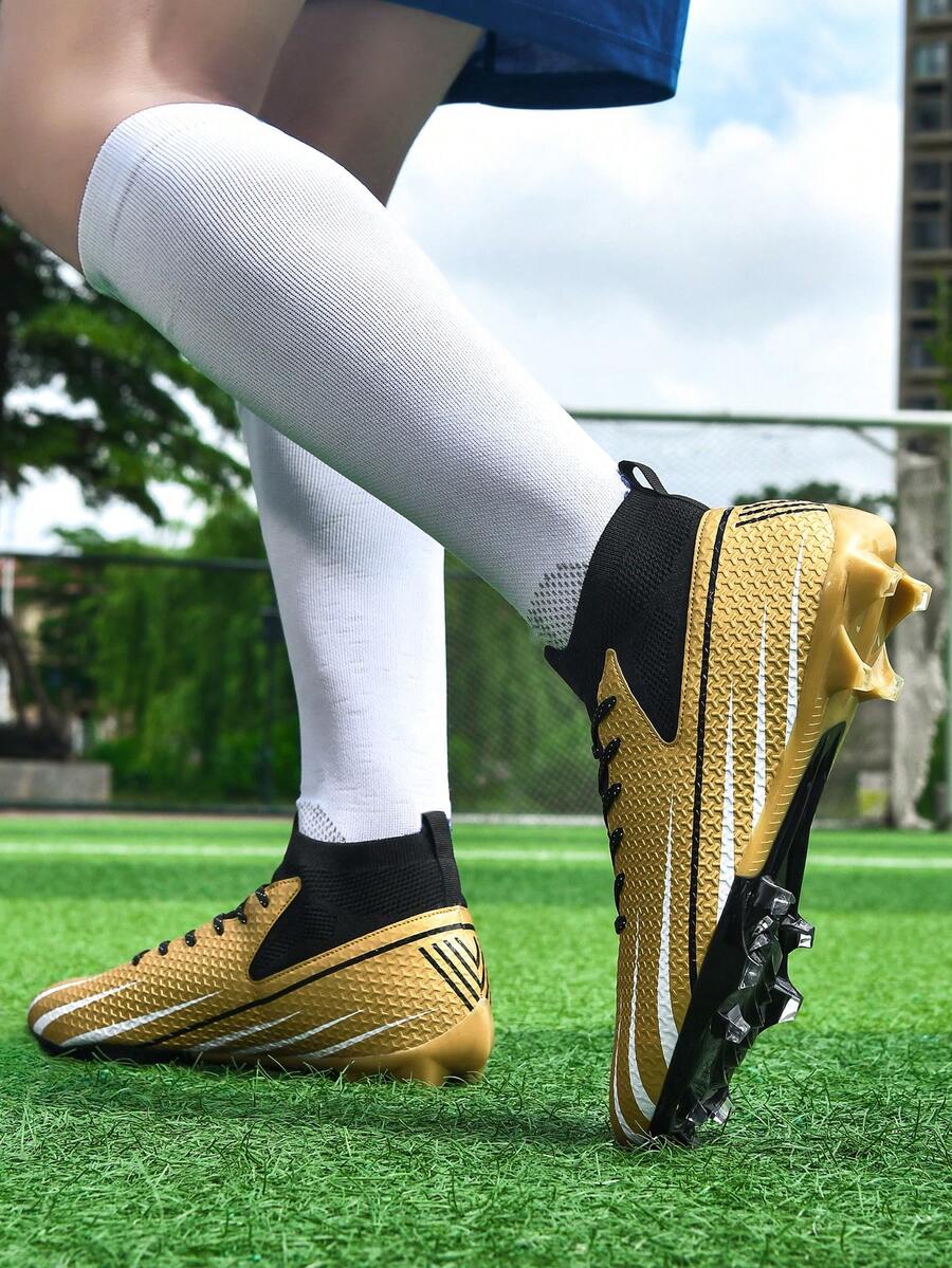 1 Pair Men's High Top Soccer Cleats, Breathable Outdoor Team