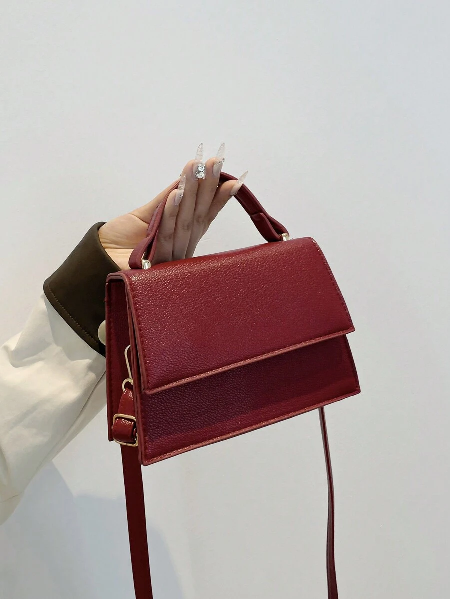 时尚纯色手提包休闲翻盖小方包手提单肩包通勤包，秋冬新品，时尚酒红色包包