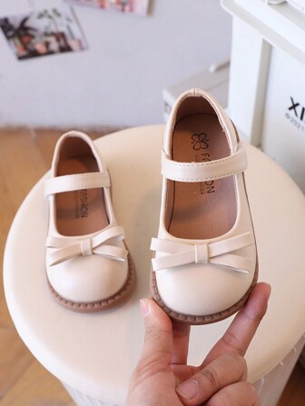 儿童女童平底鞋黑色软底防滑鞋米色小皮鞋