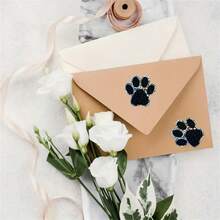Rollo de 500 etiquetas autoadhesivas de papel satinado con estampa de huella de dibujos animados para decoración, etiquetas de tema de mascotas de un solo uso - Negro - Ver 7