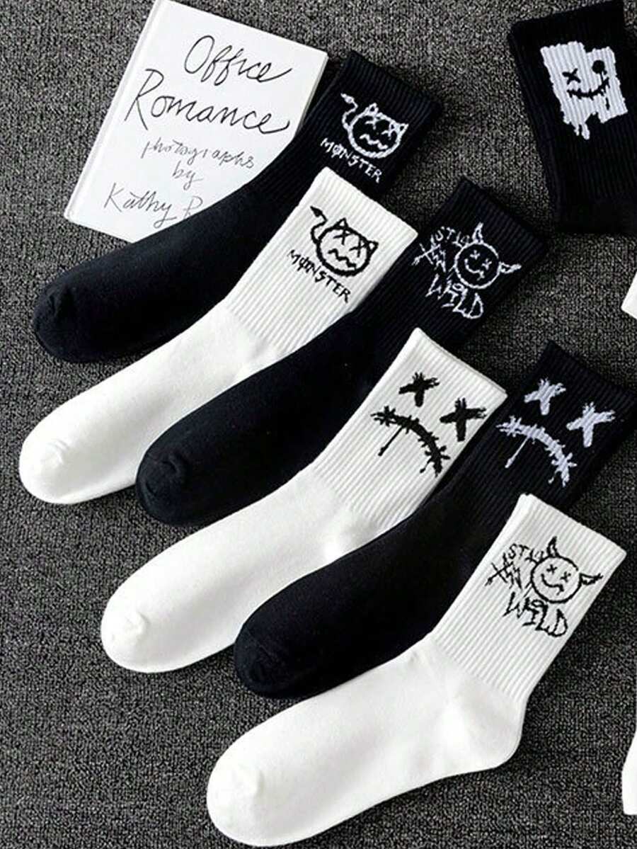 5 Pairs Assorted Men Crew Socks, Ghost Face Graphic, Suitable For